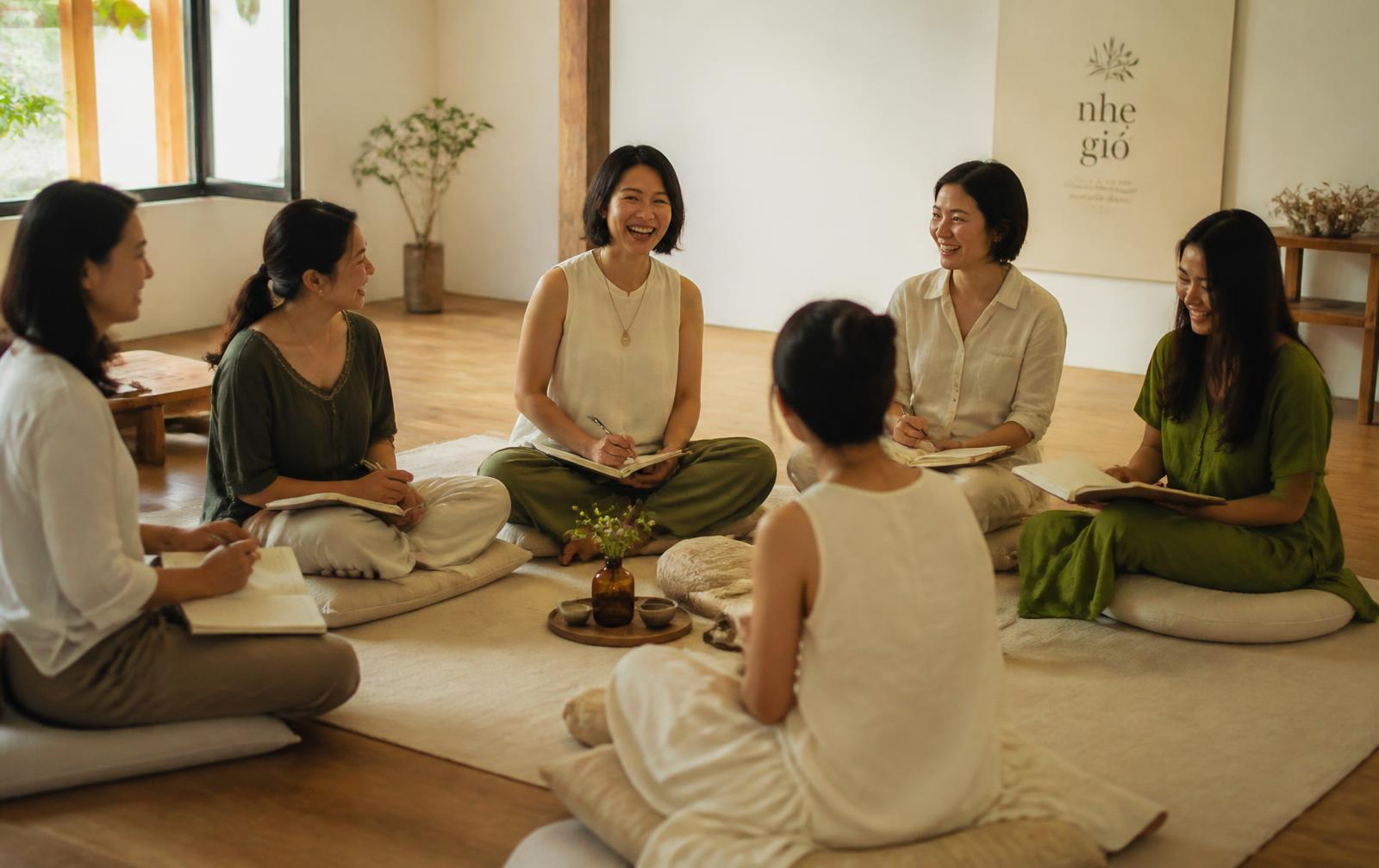 Cộng đồng phụ nữ MASTERMIND cùng nhau thực hành làm chủ tâm trí